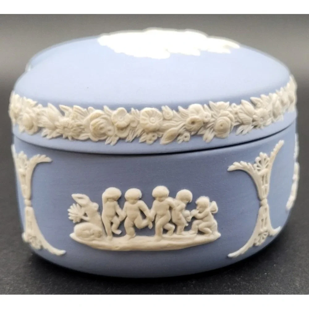 VTG Wedgwood Blue Jasperware Heart Trinket Box Made in England 1950s-60s